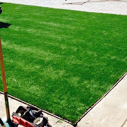 At Home Putting Greens & Synthetic Grass in Chinle, Arizona