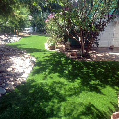 Outdoor Putting Greens & Synthetic Lawn in Paulden, Arizona