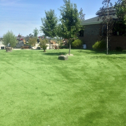 Putting Greens & Synthetic Lawn for Your Backyard in Clarkdale, Arizona