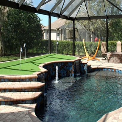 Putting Greens & Synthetic Lawn in Willow Valley, Arizona