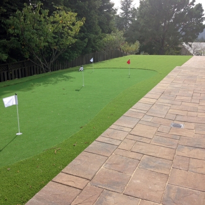 Synthetic Grass & Putting Greens in Grand Canyon, Arizona