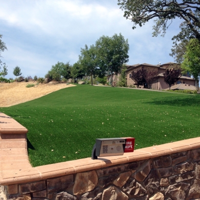 Putting Greens & Synthetic Lawn for Your Backyard in Lukachukai, Arizona