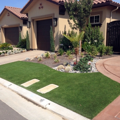 Putting Greens & Synthetic Lawn for Your Backyard in Peridot, Arizona