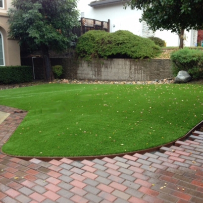 Synthetic Lawns & Putting Greens of White Mountain Lake, Arizona