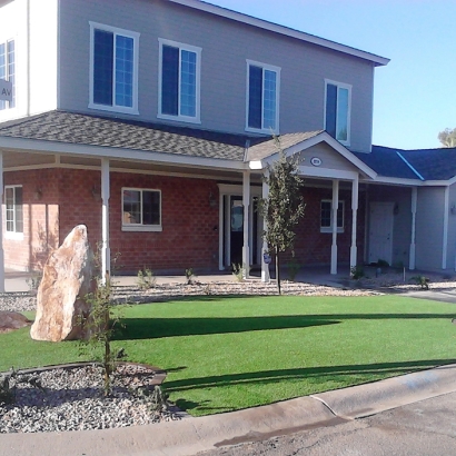 Backyard Putting Greens & Synthetic Lawn in Rio Verde, Arizona
