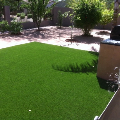 Putting Greens & Synthetic Lawn for Your Backyard in Cave Creek, Arizona