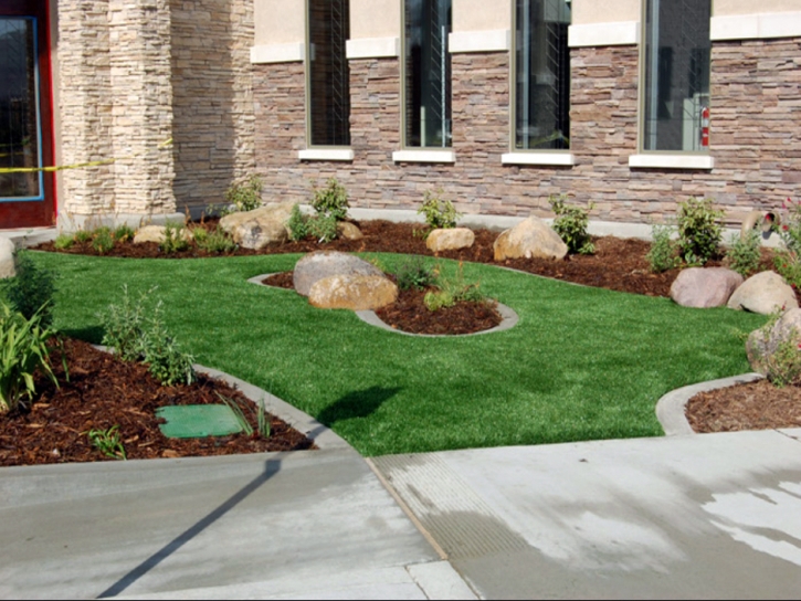 Faux Grass Wellton, Arizona Roof Top, Commercial Landscape