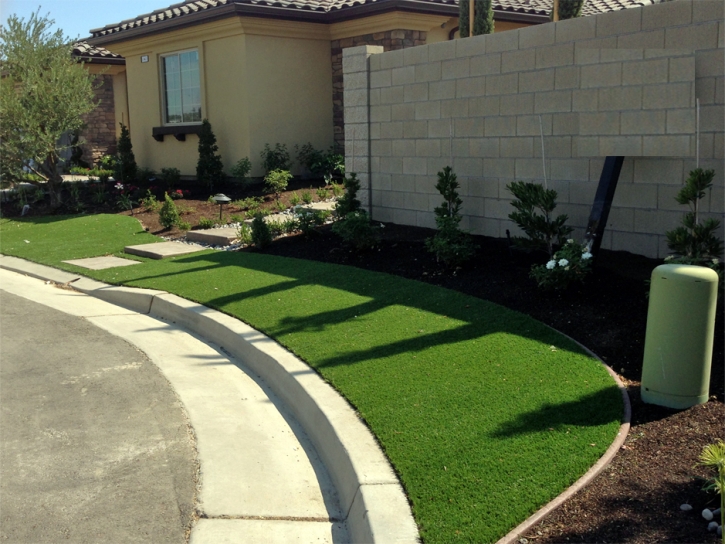 Grass Carpet Cordes Lakes, Arizona Landscape Design, Front Yard Landscaping