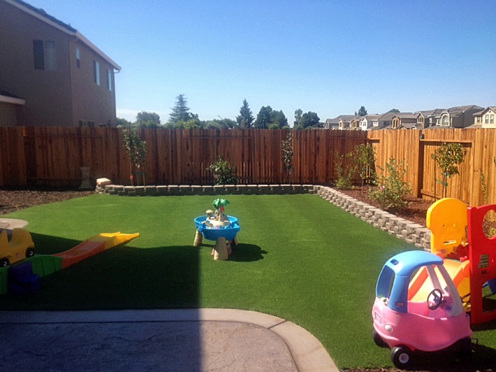 Installing Artificial Grass Ash Fork, Arizona Backyard Deck Ideas, Backyard Landscape Ideas